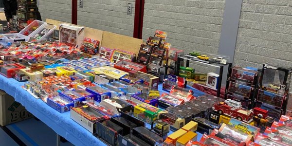 Foto: Veluwse Modelautobeurs op ’t Harde opnieuw drukbezocht